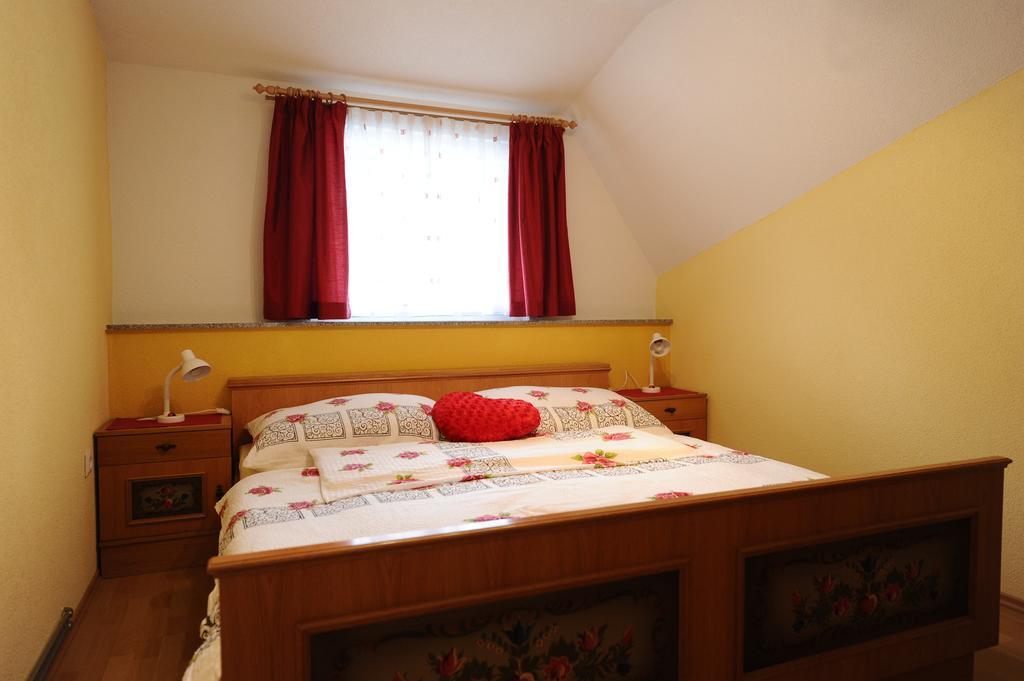 Fruehstueckspension Lach Bed & Breakfast Eberndorf Room photo