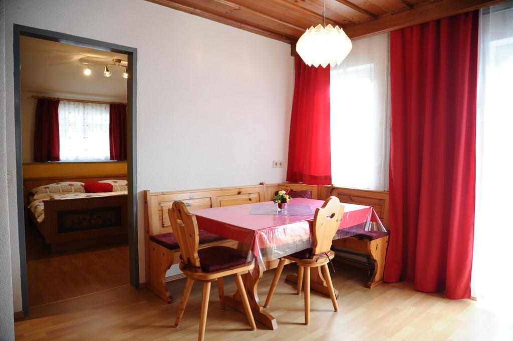Fruehstueckspension Lach Bed & Breakfast Eberndorf Room photo